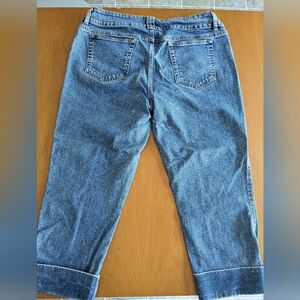 Faded Glory Stretch Denim Capri Midrise Size 14